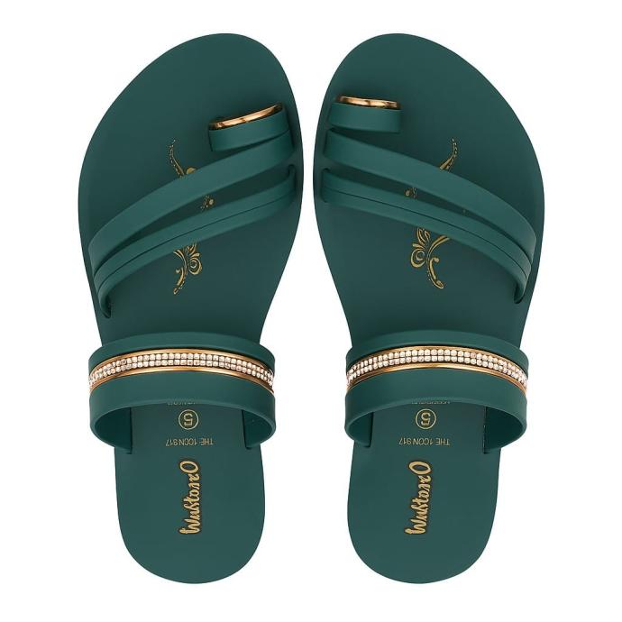 Womens Green Colour Sandal  Walkaroo WL 7644 G