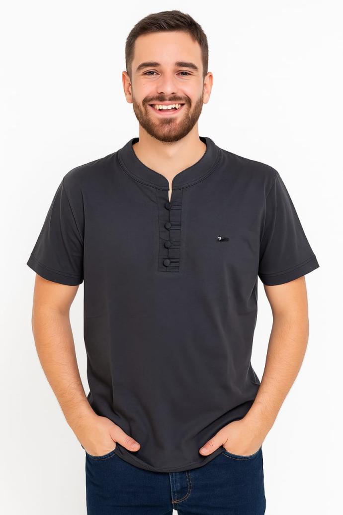 Qatan Mens Black  Slim Fit Crew Neck Tee  Stylish Casual Look