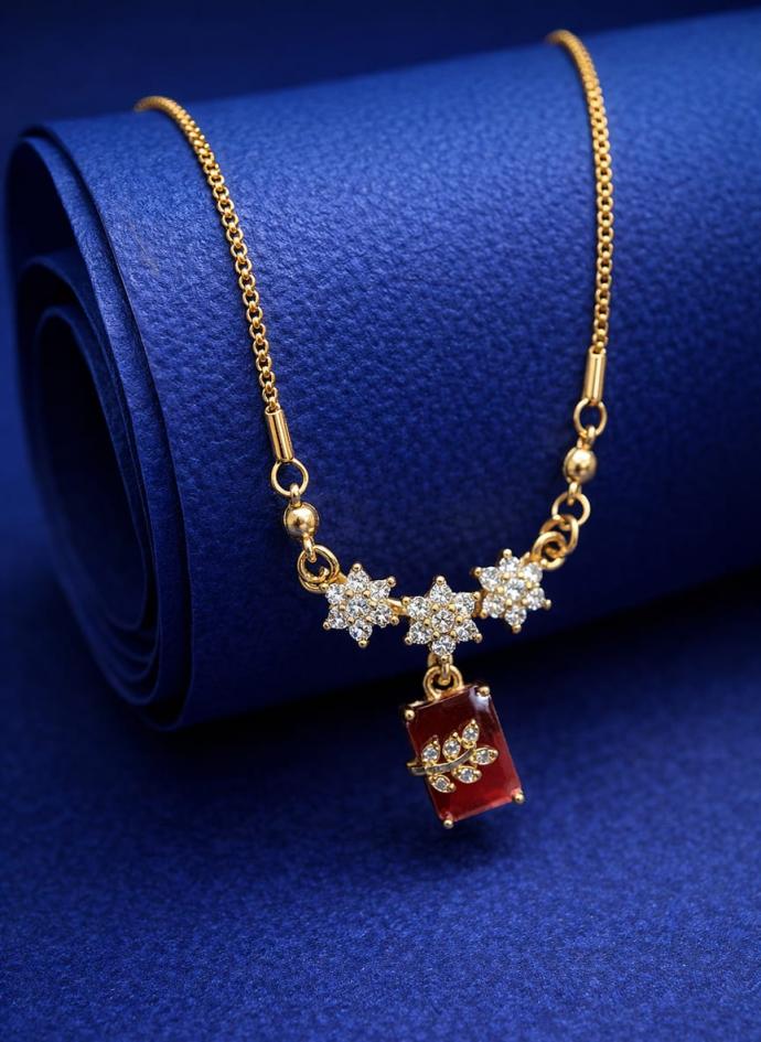 Red crystal Star pendant chain necklace for grils and women