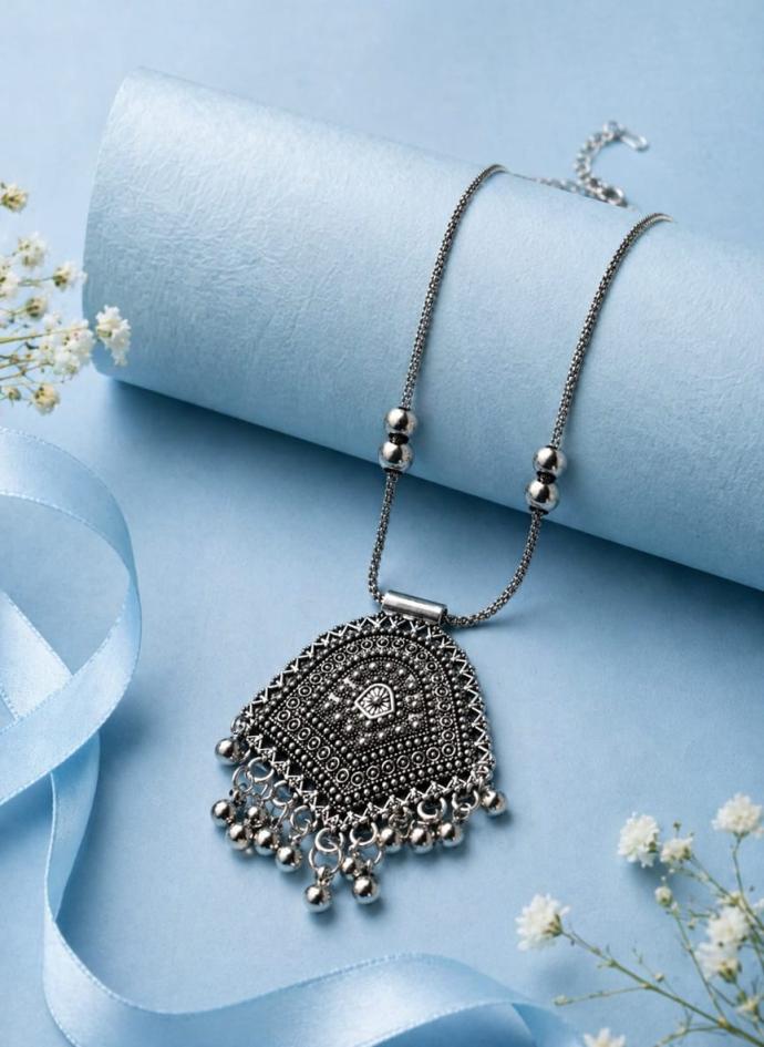 Silver plated oxidized necklace for women