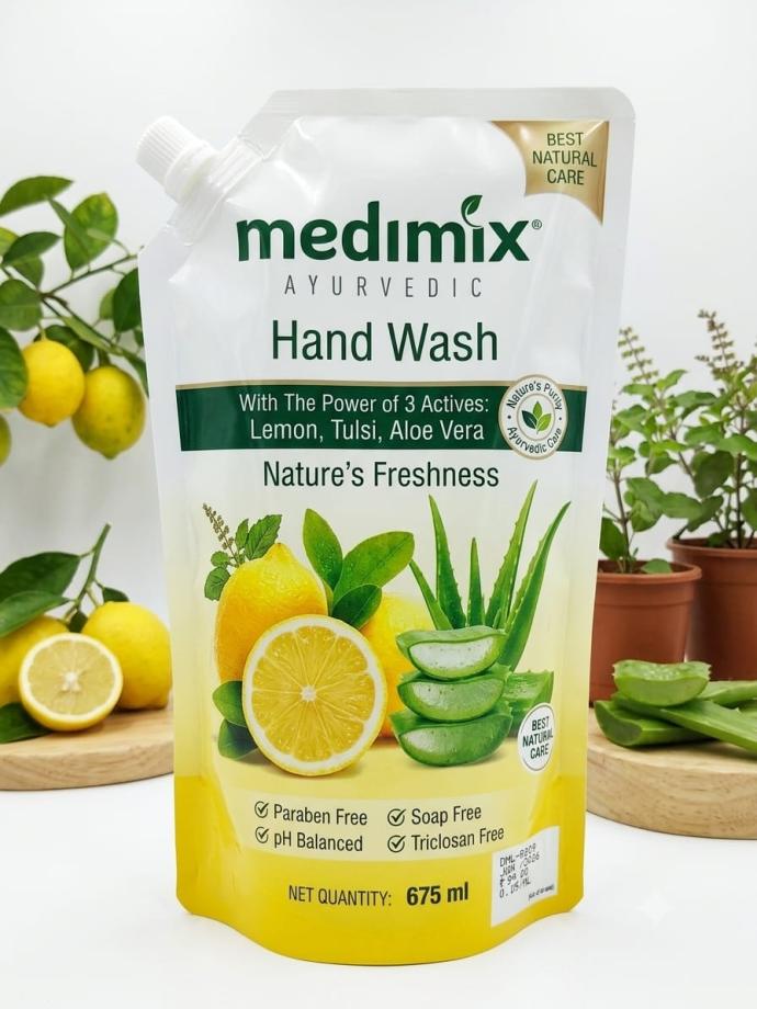 Medimix Ayurvedic Hand Wash  Nature's Freshness Refill Pack